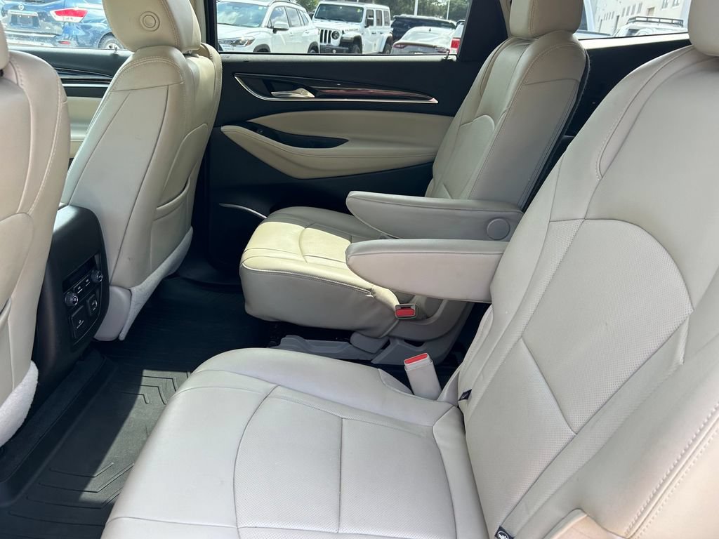 Used 2020 Buick Enclave Essence w/ Sound and Sites Package FWD image 15