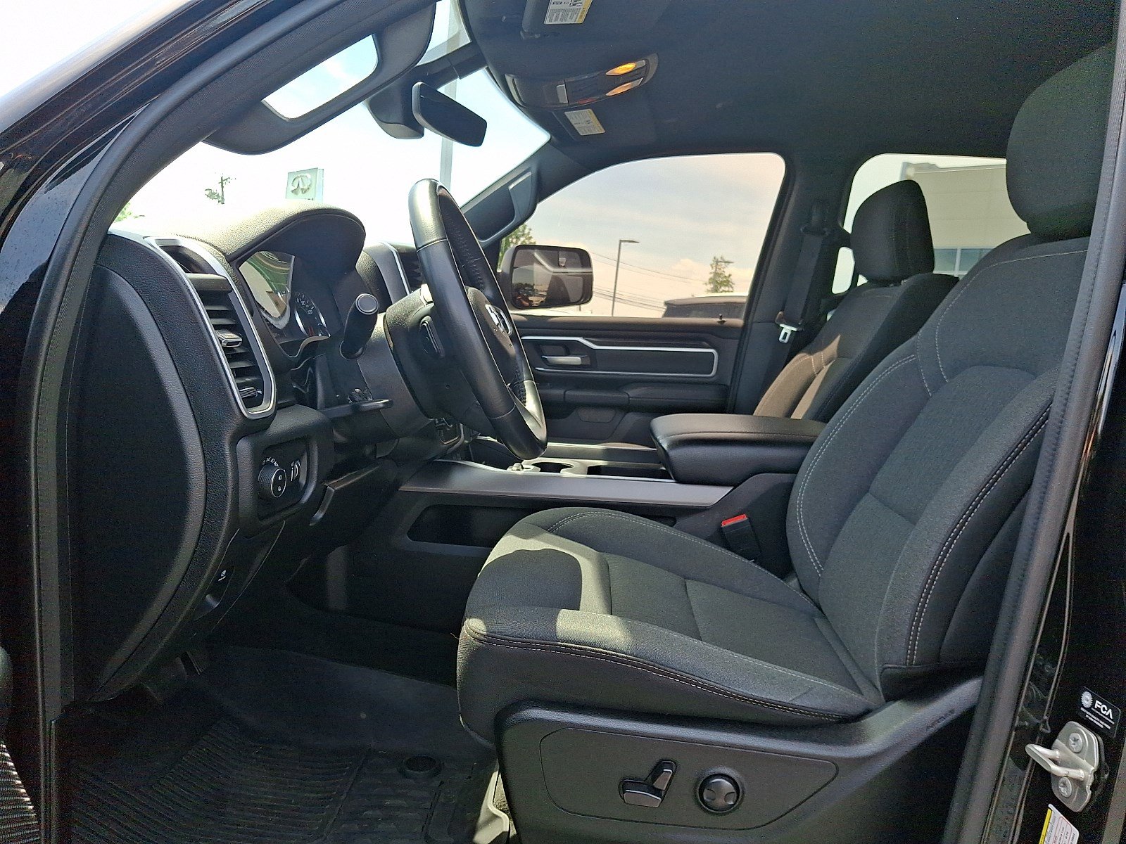Used 2023 RAM 1500 Big Horn AWD/4WD image 12