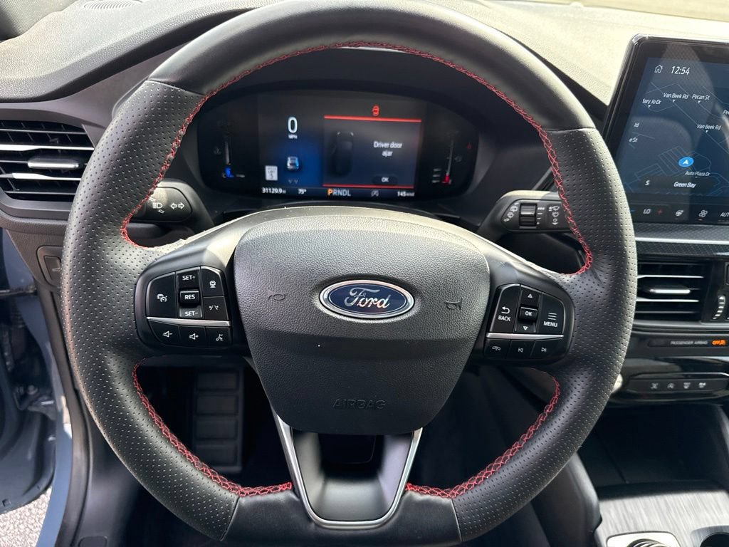 Used 2024 Ford Escape ST-Line w/ Tech Pack #1 AWD/4WD image 7
