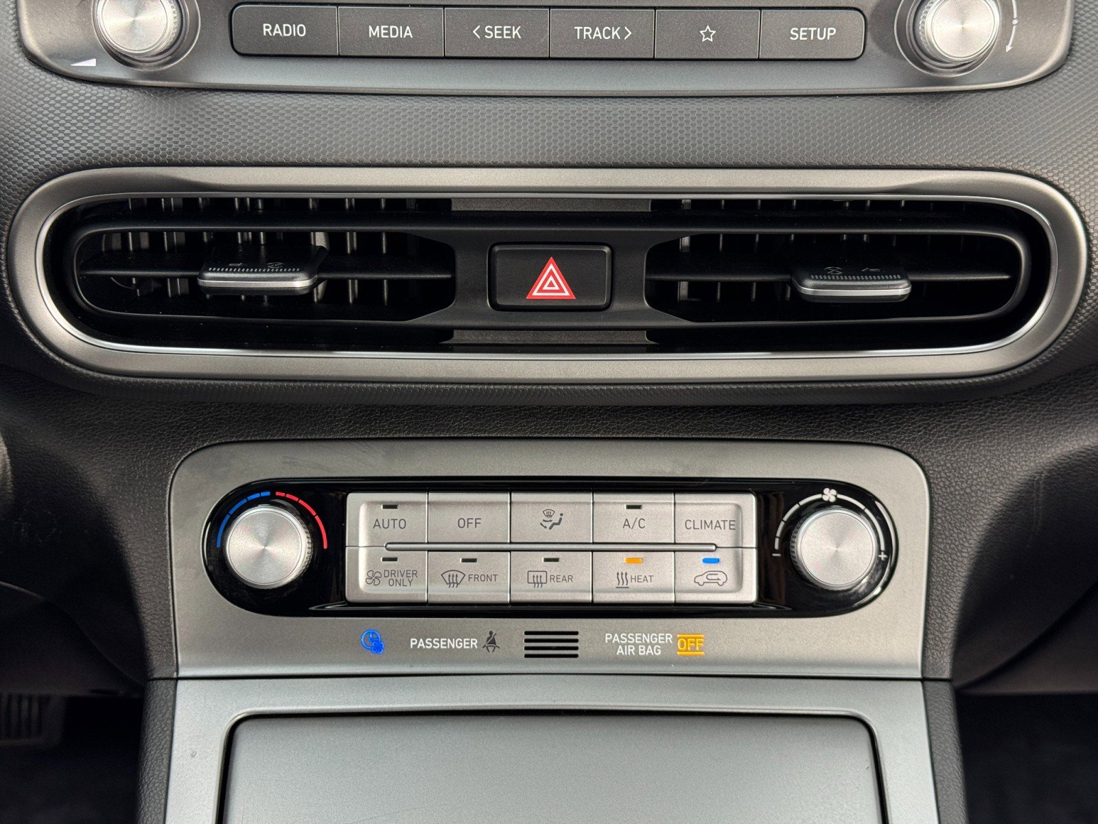 Used 2022 Hyundai Kona SEL w/ Convenience Package image 26