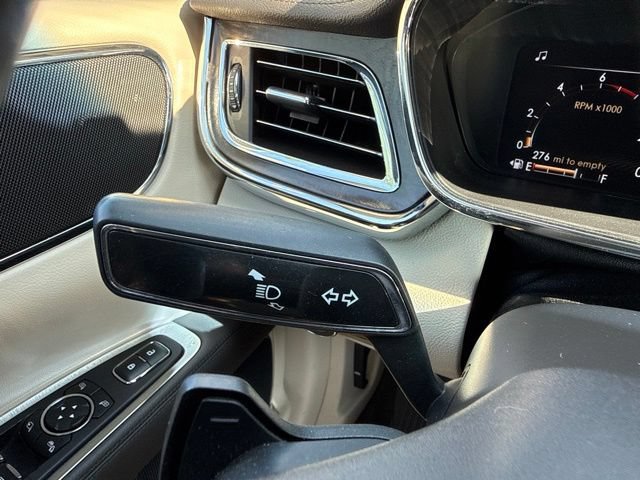 Used 2017 Lincoln Continental Select FWD image 20