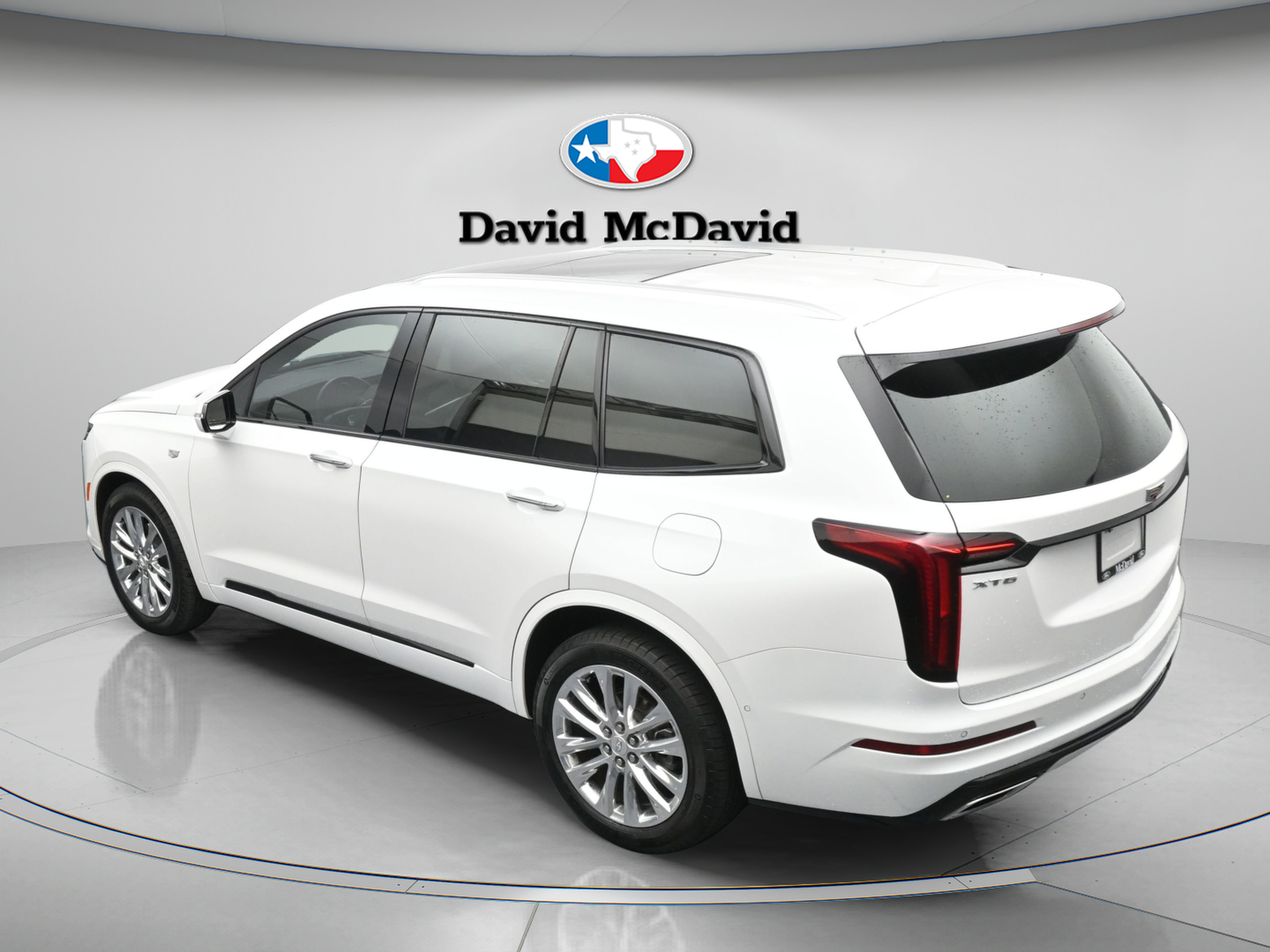 Used 2023 Cadillac XT6 Premium Luxury w/ Technology Package FWD image 46