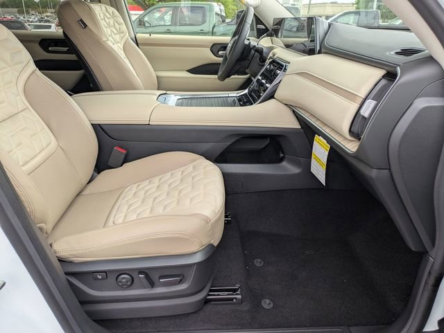 New 2026 Nissan Armada Platinum Reserve image 28