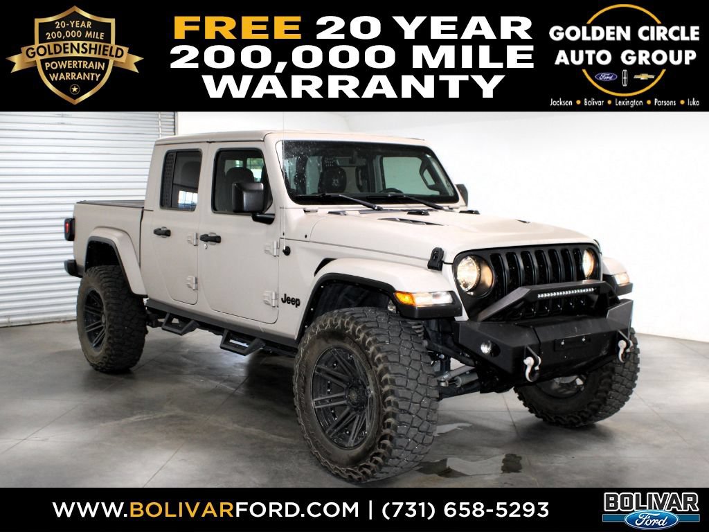 Used 2022 Jeep Gladiator Overland w/ Cold Weather Group AWD/4WD image 1