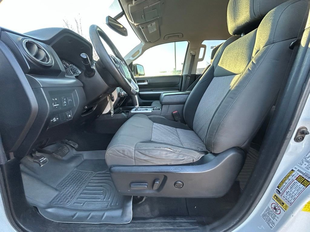 Used 2015 Toyota Tundra SR5 image 12