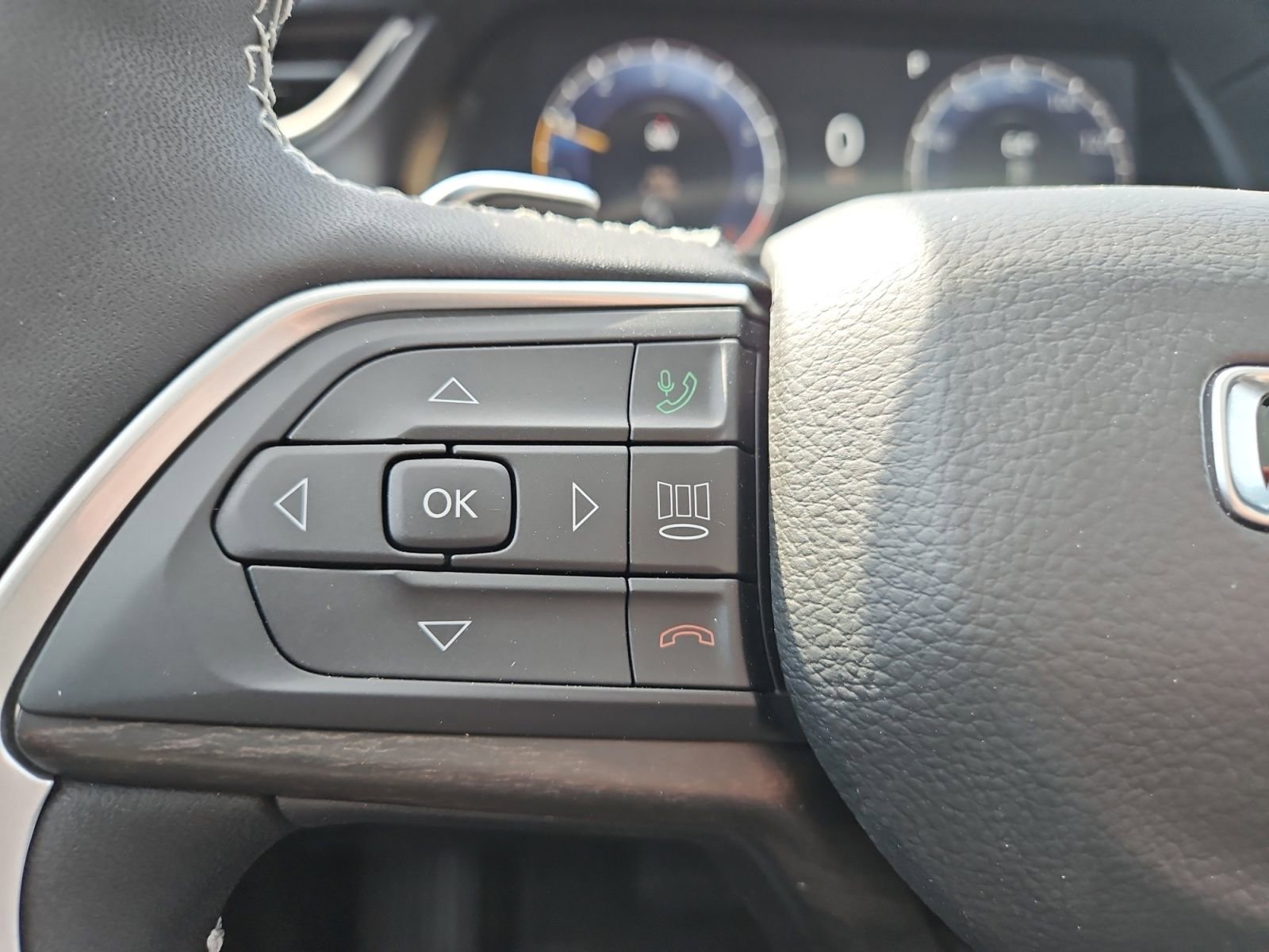 New 2026 Jeep Grand Cherokee L Limited image 24