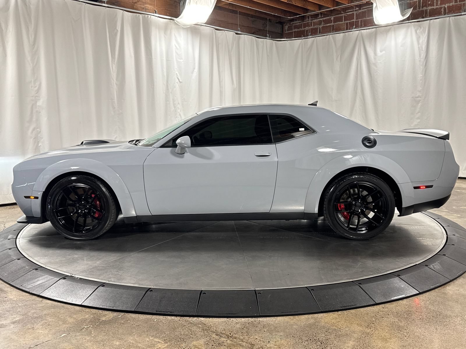 Used 2022 Dodge Challenger R/T Scat Pack RWD image 5