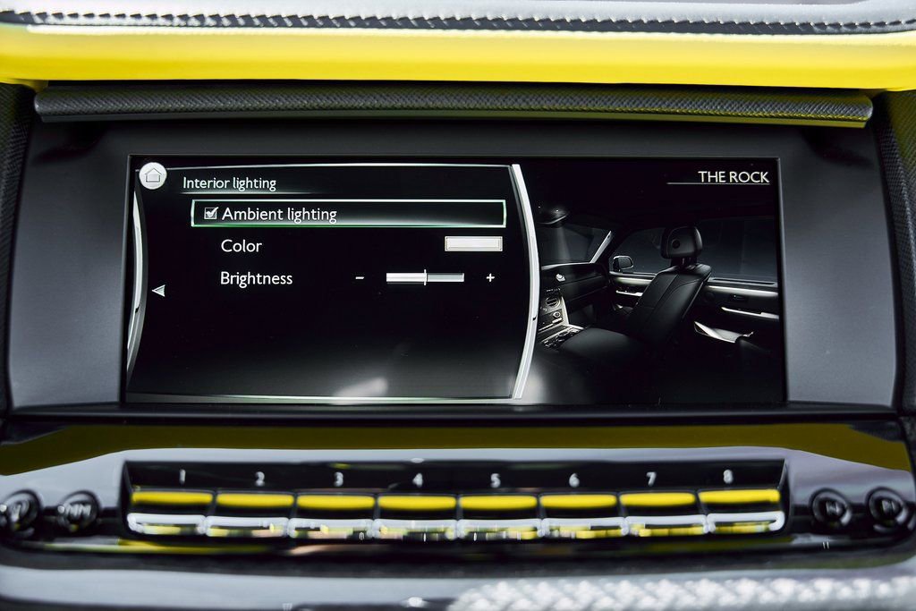 Used 2022 Rolls-Royce Cullinan Black Badge w/ Dark Exterior Package image 81