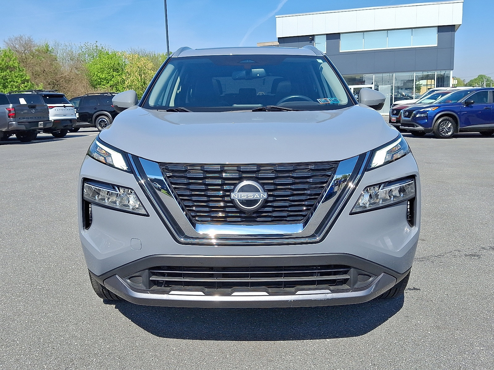 Certified 2023 Nissan Rogue SL AWD/4WD image 2