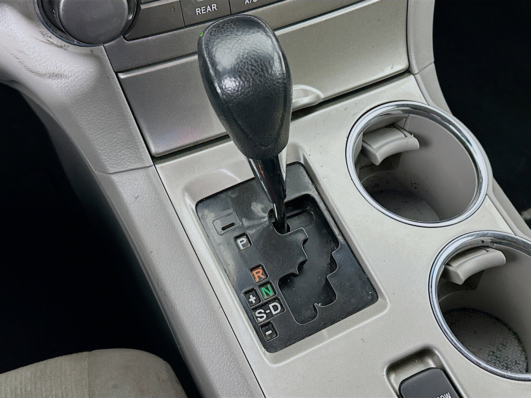 Used 2013 Toyota Highlander Plus image 23