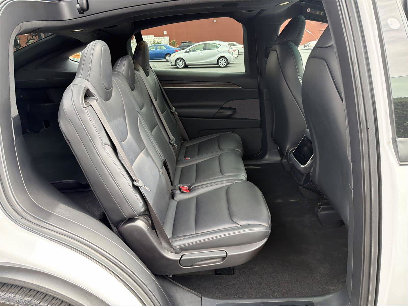 Used 2022 Tesla Model X AWD/4WD image 14