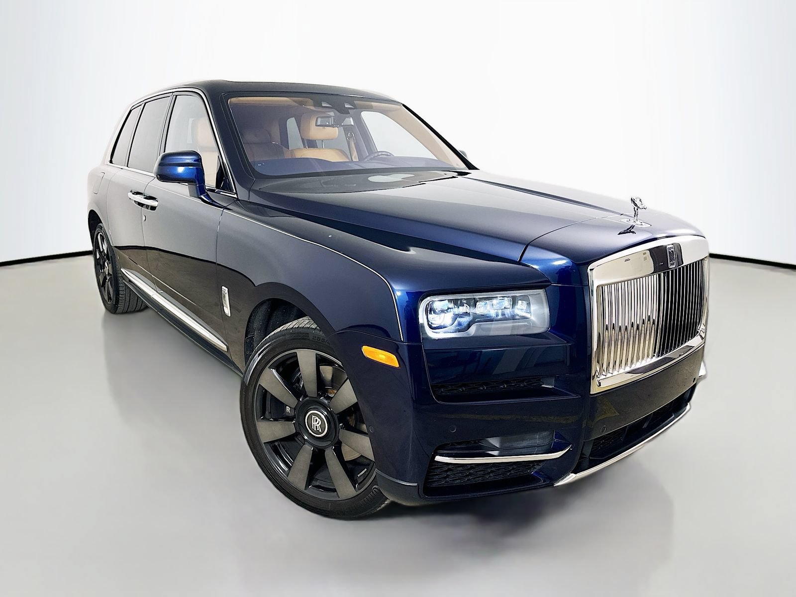 Used 2019 Rolls-Royce Cullinan AWD/4WD image 1