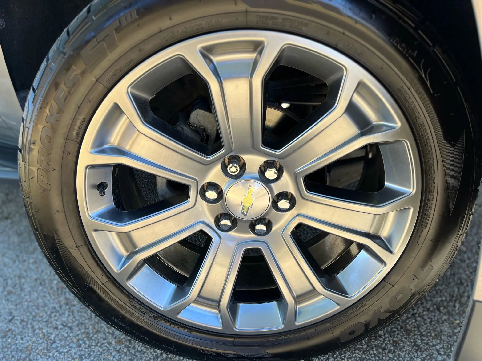 Used 2018 Chevrolet Tahoe LS w/ Enhanced Driver Alert Package RWD image 37
