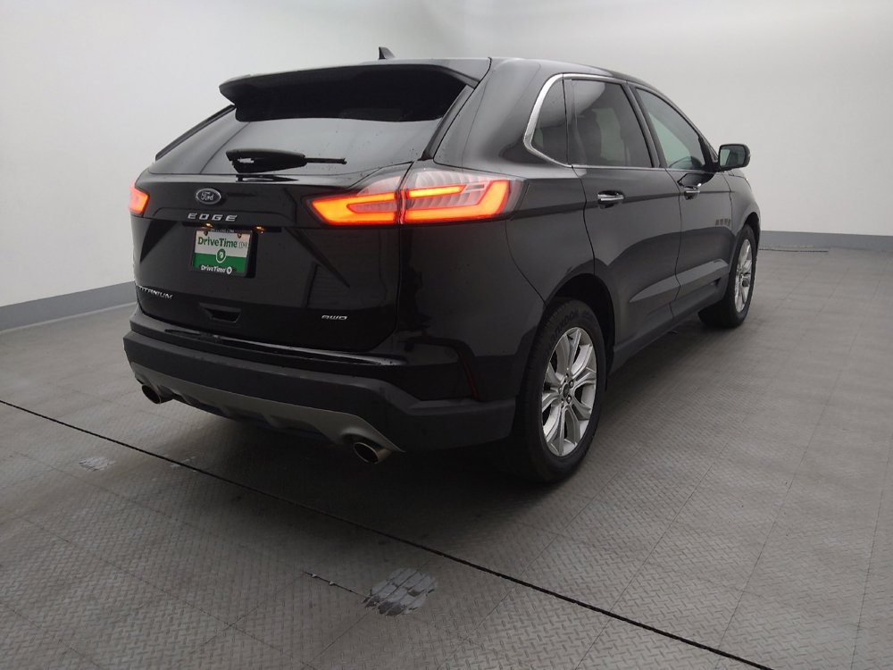 Used 2024 Ford Edge Titanium image 9