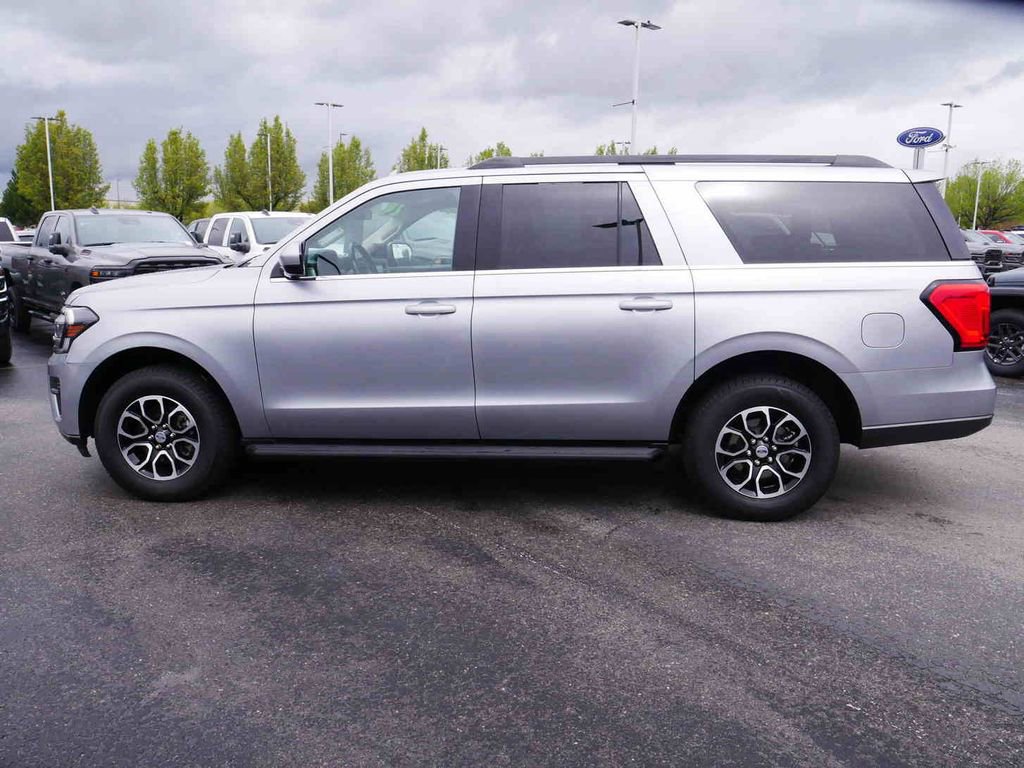 Used 2024 Ford Expedition Max XLT AWD/4WD image 19