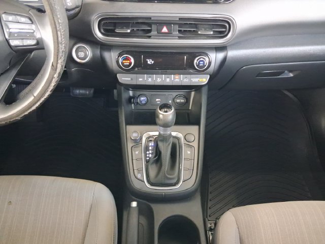 Used 2023 Hyundai Kona SEL w/ Convenience Package FWD image 4