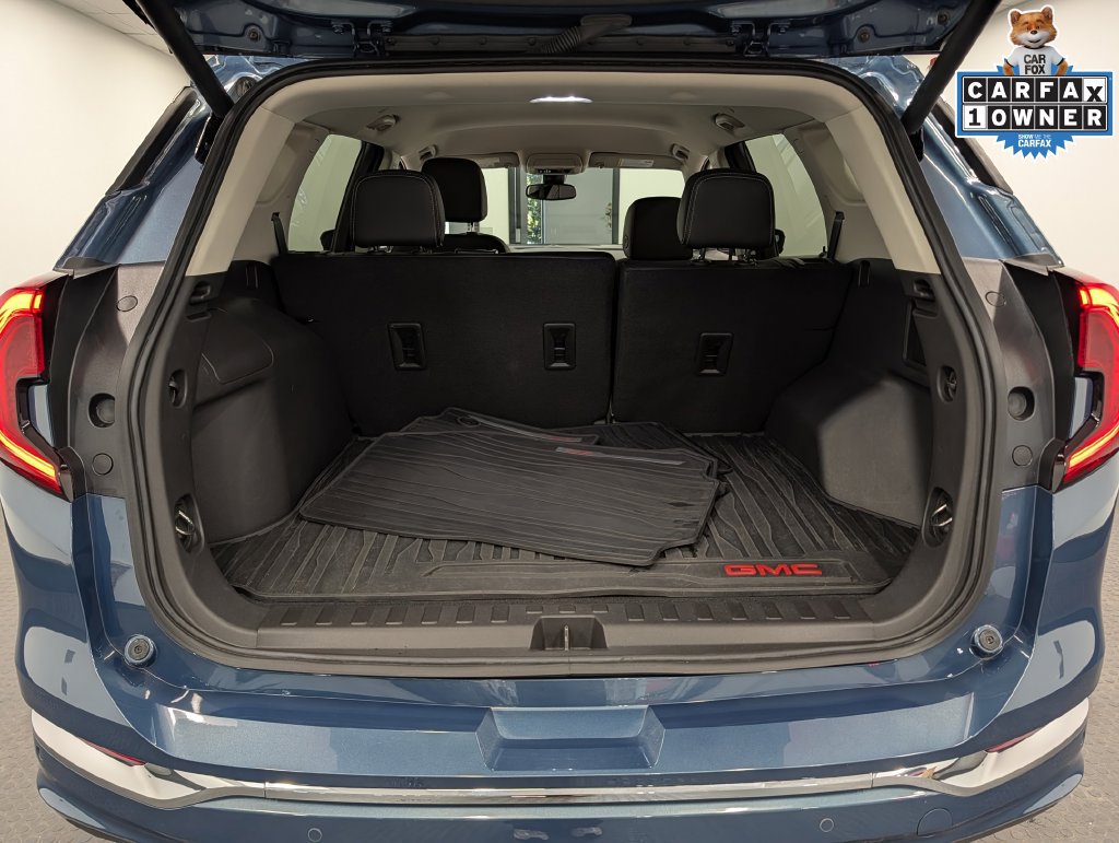 Used 2024 GMC Terrain Denali AWD/4WD image 25