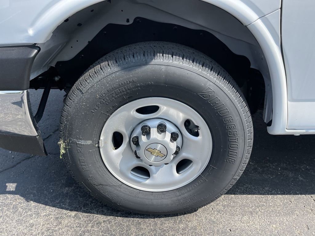 New 2025 Chevrolet Express 3500 Extended w/ Driver Convenience Package image 6