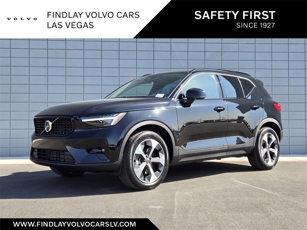 New 2025 Volvo XC40 B5 Plus w/ Protection Package Premier image 1