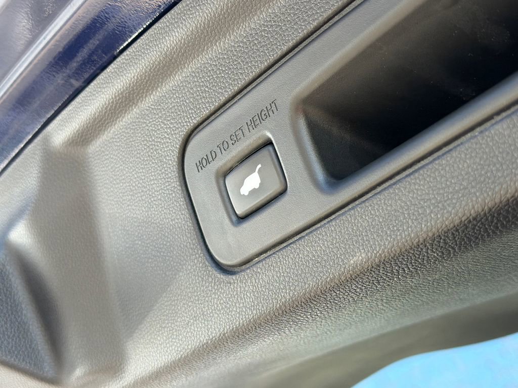 Used 2022 Acura MDX SH-AWD w/ Technology Package image 9