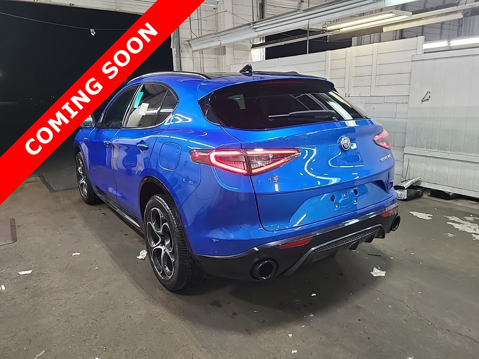 Used 2024 Alfa Romeo Stelvio Veloce AWD/4WD image 3