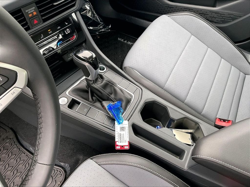 New 2026 Volkswagen Jetta SE FWD image 13