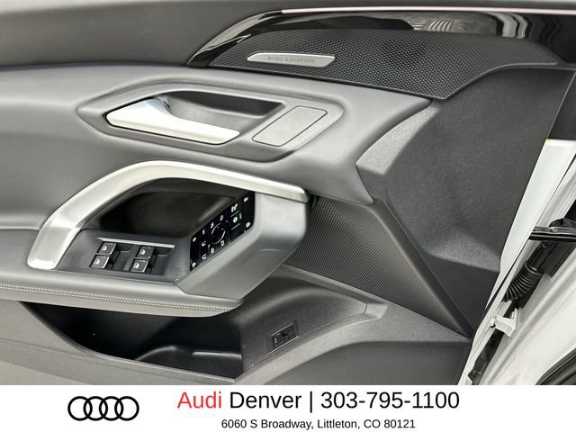 Used 2025 Audi Q5 Premium w/ Premium Plus AWD/4WD image 13