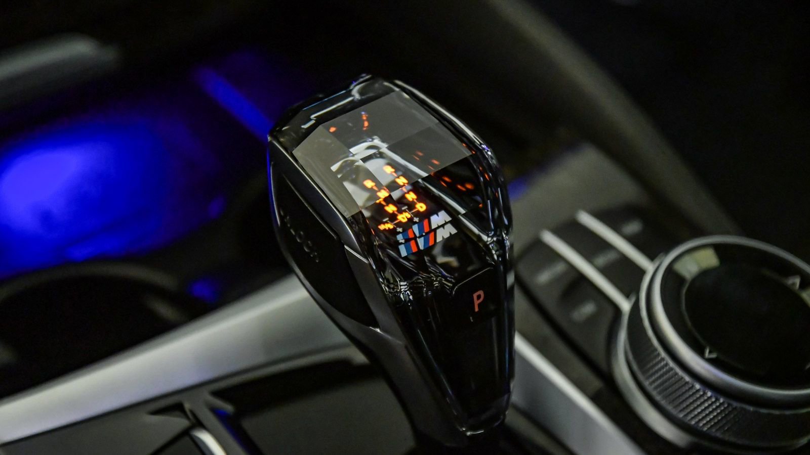 Used 2020 BMW M550i xDrive w/ Executive Package image 26