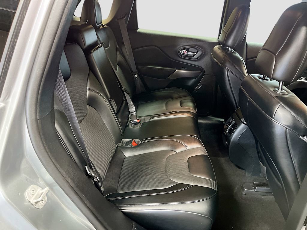 Used 2022 Jeep Cherokee Latitude Lux FWD image 25