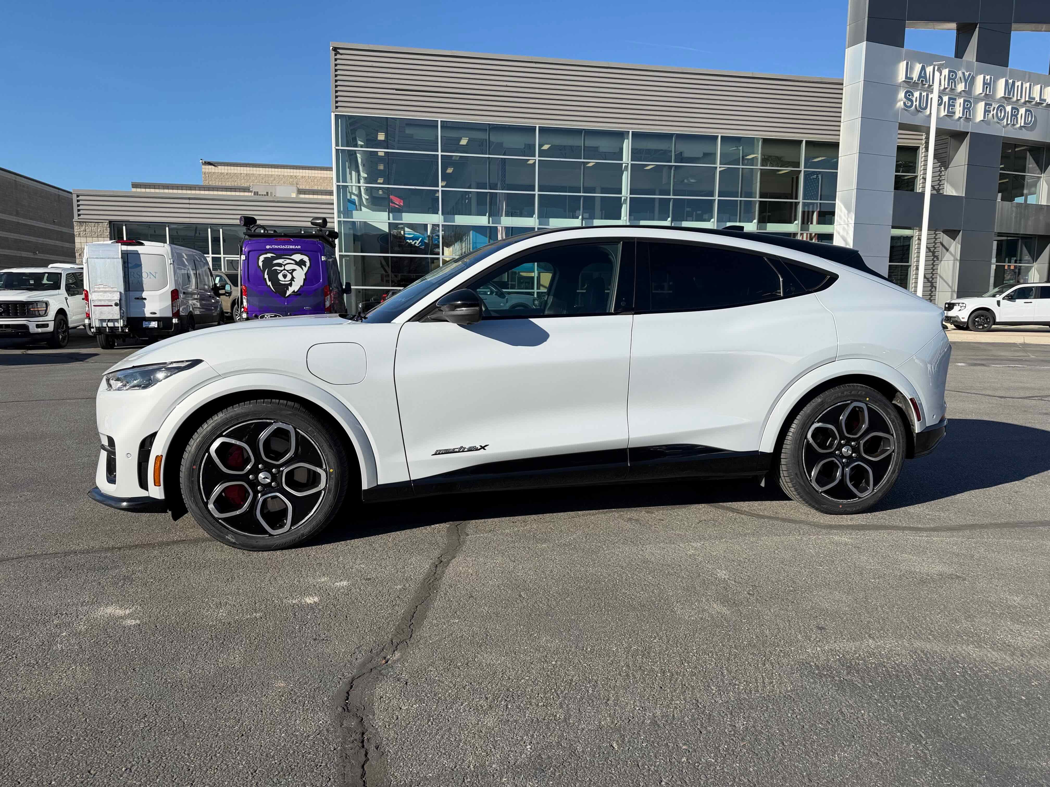 Certified 2023 Ford Mustang Mach-E GT image 3