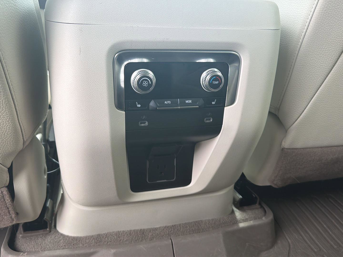 Used 2024 GMC Sierra 1500 AT4X image 21