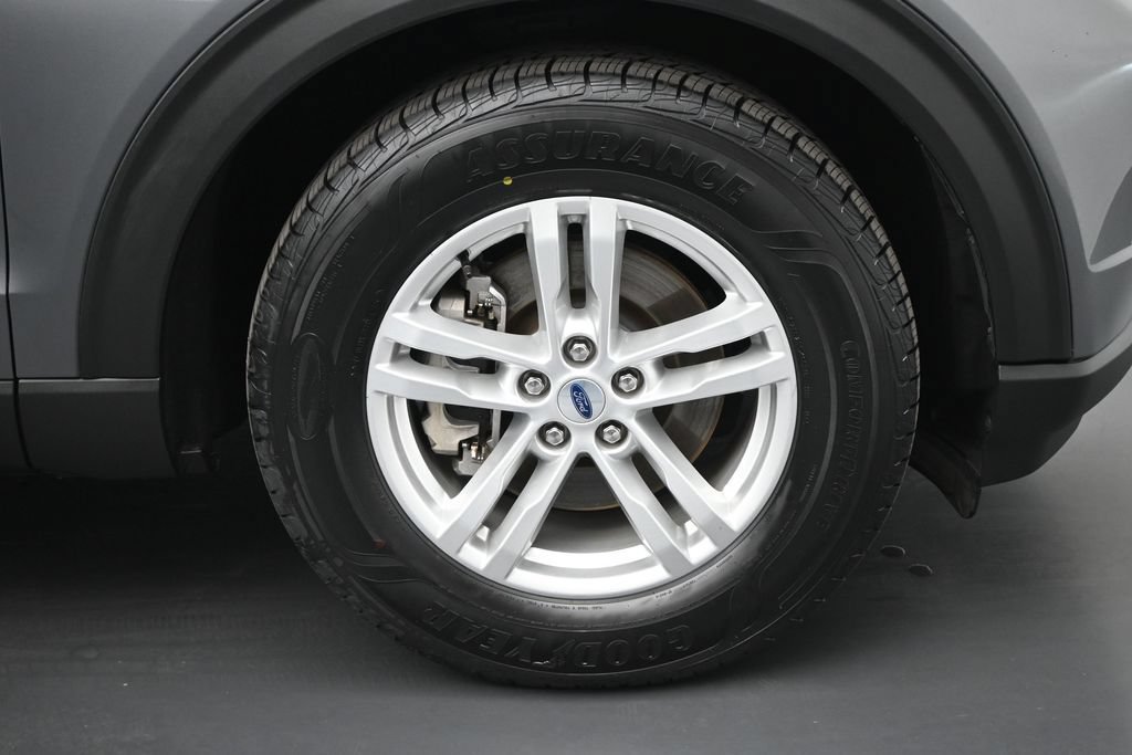 Used 2023 Ford Explorer XLT RWD image 25