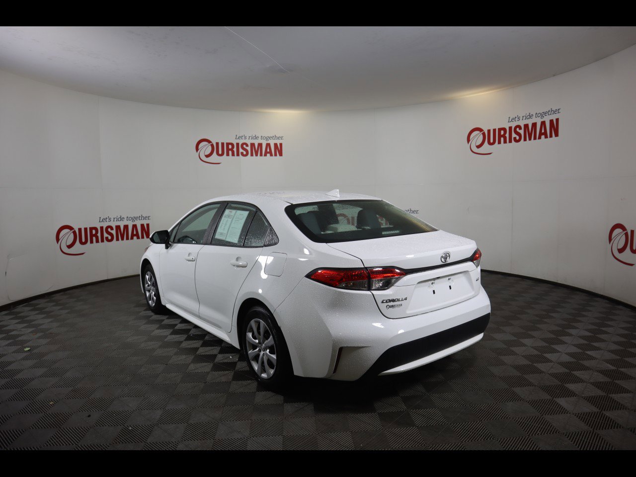 Used 2022 Toyota Corolla LE FWD image 9