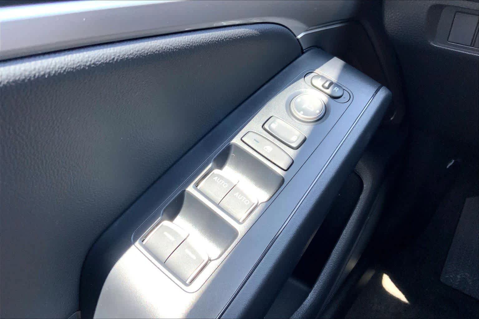 Used 2026 Acura Integra FWD image 34