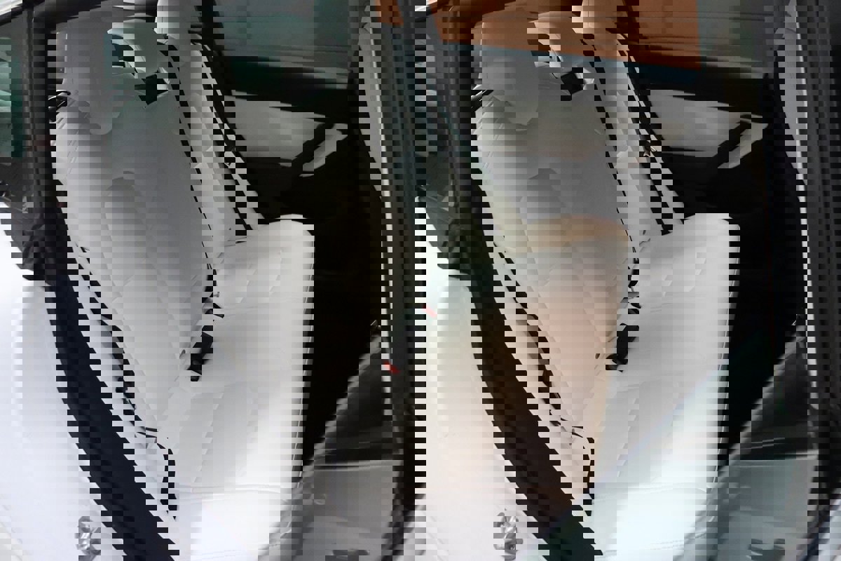 Used 2020 Tesla Model 3 Performance image 34