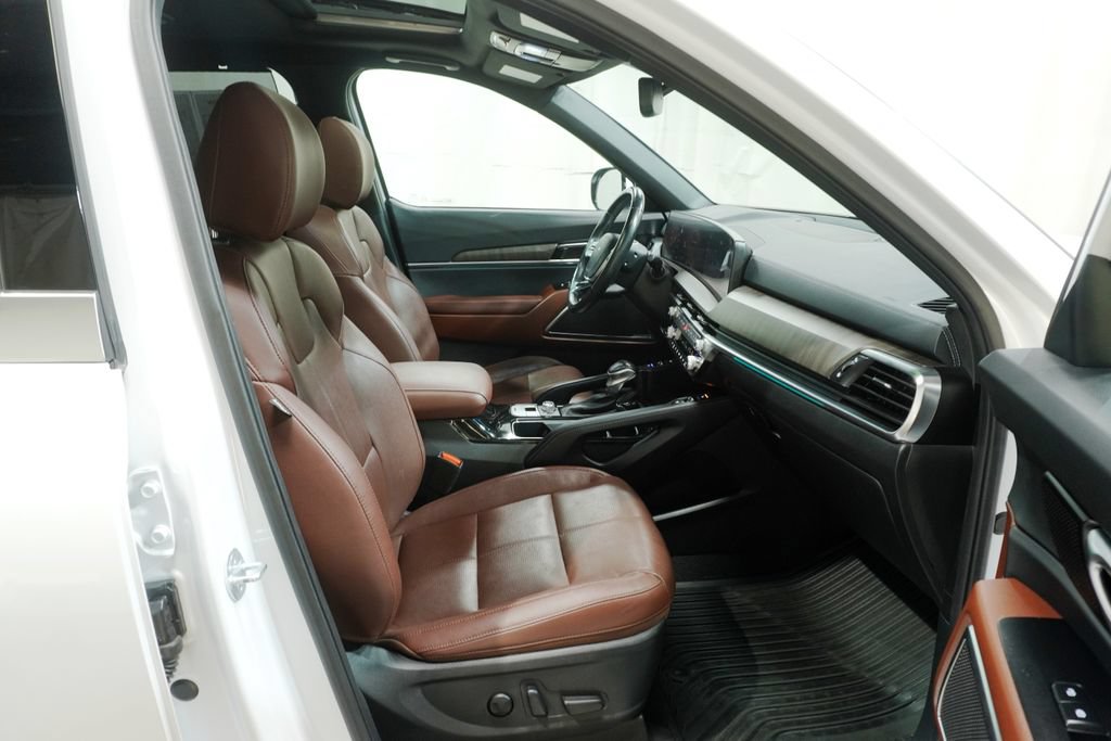 Used 2024 Kia Telluride SX AWD/4WD image 14