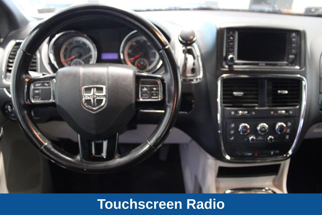 Used 2019 Dodge Grand Caravan SXT image 7