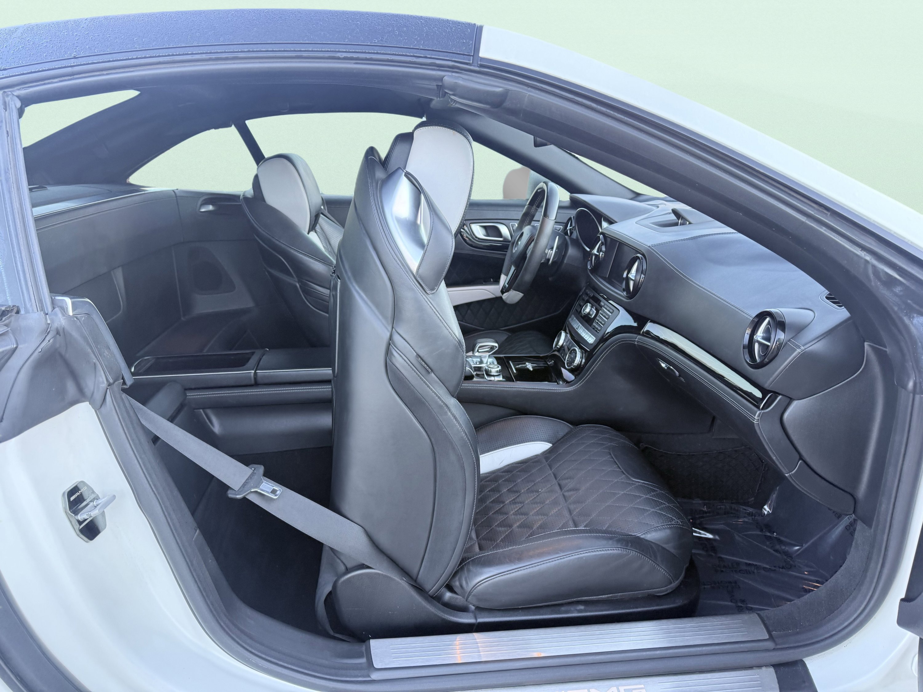 Used 2015 Mercedes-Benz SL 63 AMG image 30