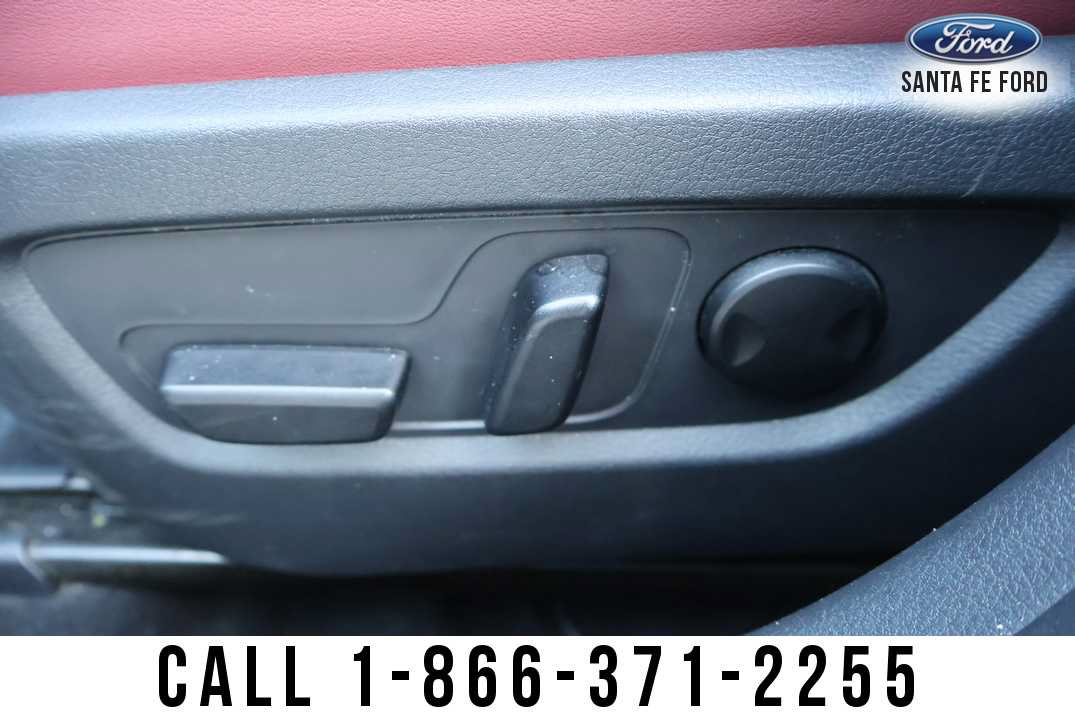 Used 2025 MAZDA CX-30 AWD 2.5 S w/ Preferred Package image 16