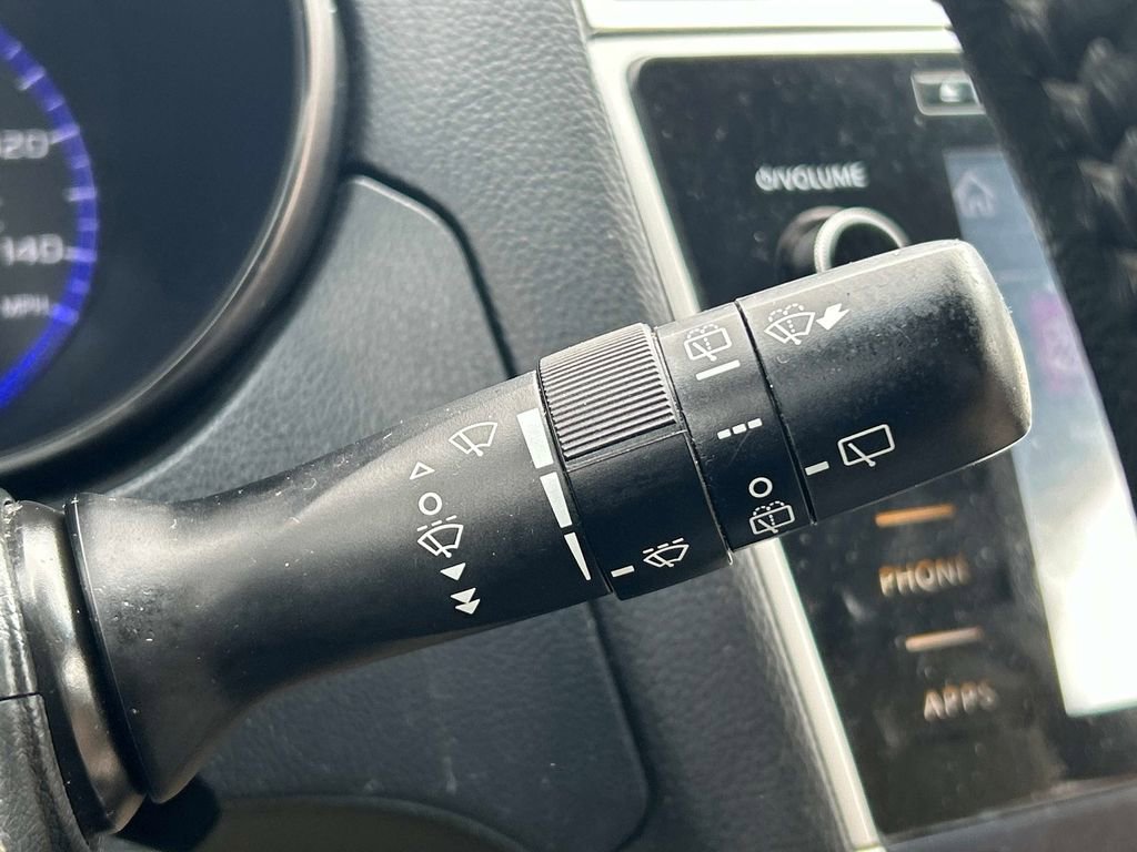 Used 2019 Subaru Outback 2.5i Premium image 26