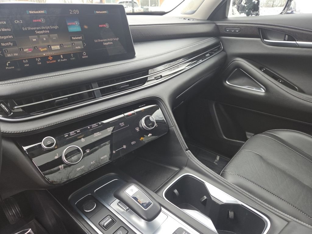 Used 2023 INFINITI QX60 Sensory w/ Cargo Package image 37