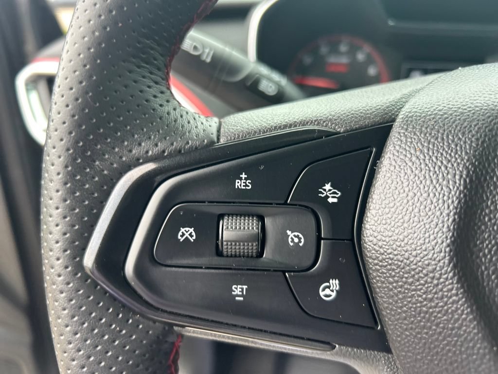 Used 2023 Chevrolet TrailBlazer RS FWD image 21