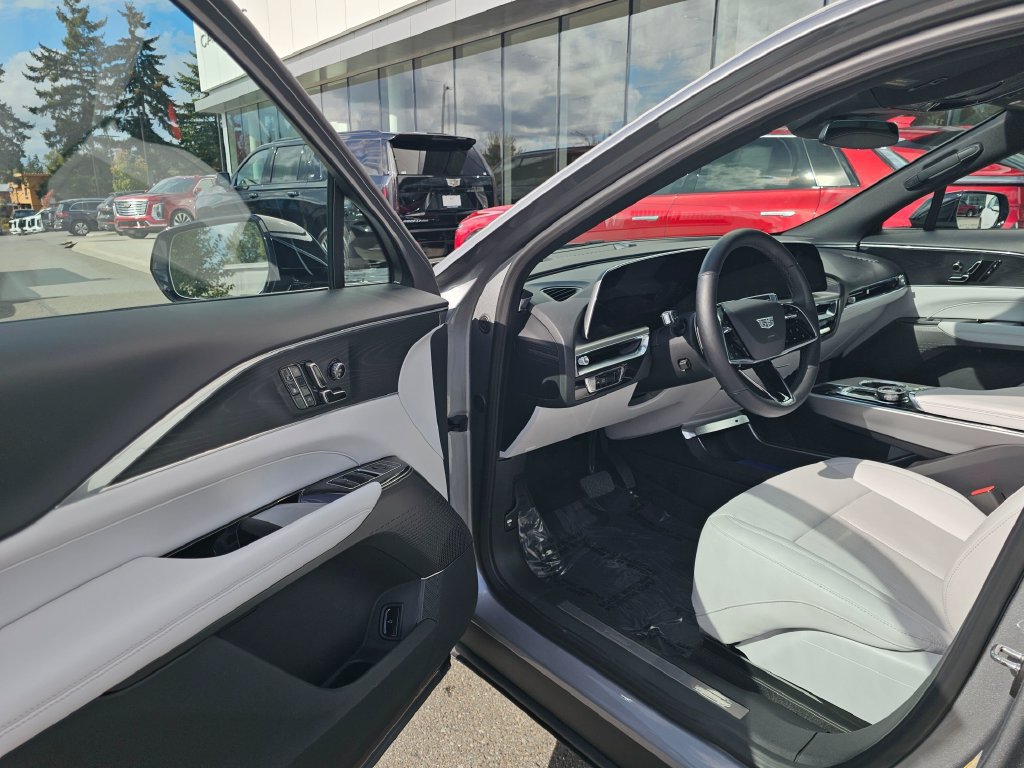 Certified 2024 Cadillac Lyriq Luxury w/ LPO, Floor Liner Package AWD/4WD image 23