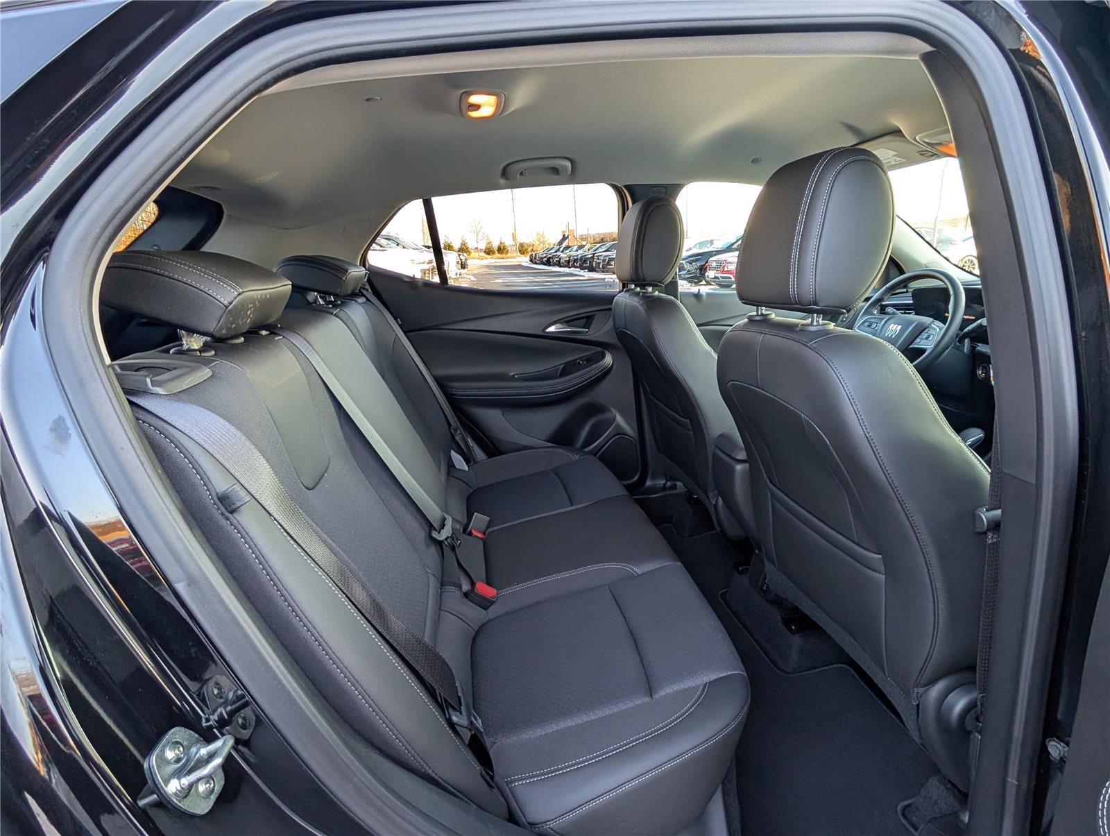 Used 2025 Buick Encore GX Preferred image 11