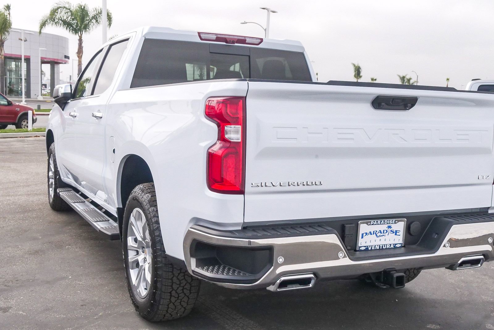 New 2026 Chevrolet Silverado 1500 LTZ w/ LTZ Premium Package image 9