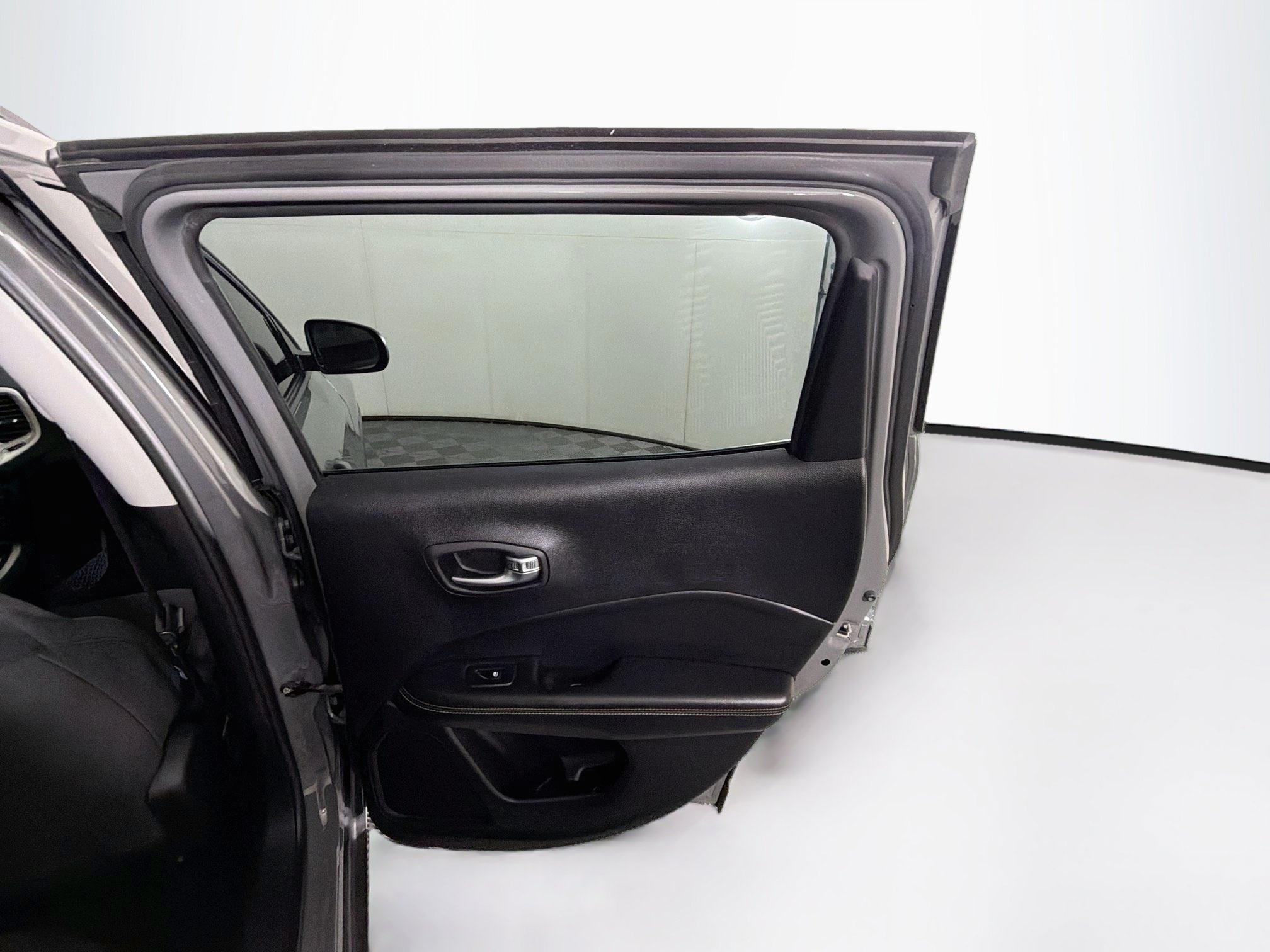 Used 2019 Jeep Compass Sport AWD/4WD image 28
