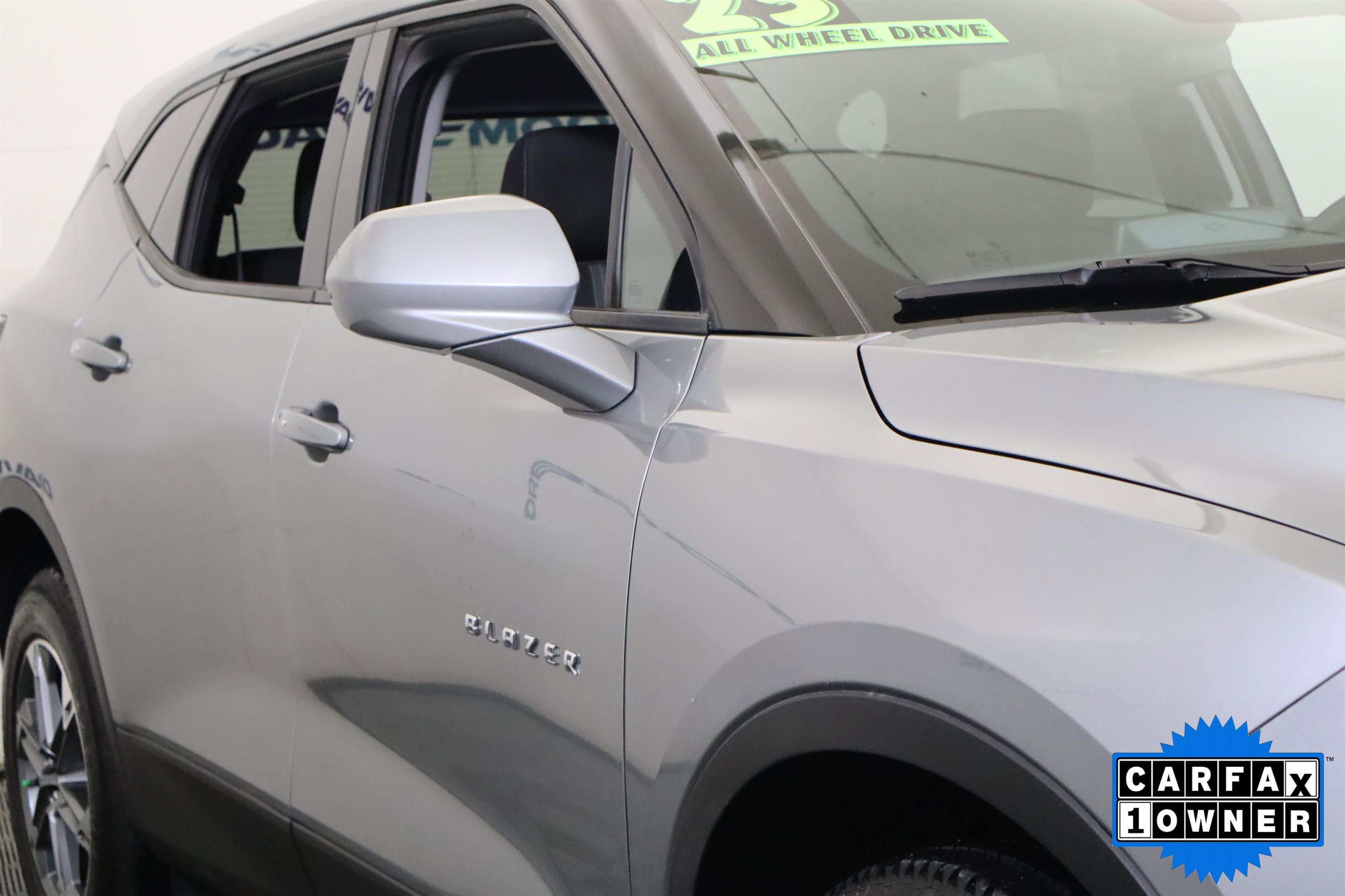 Used 2025 Chevrolet Blazer LT image 3