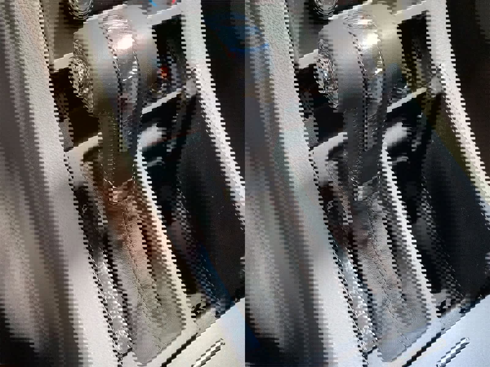 Used 2010 Ford Taurus SEL image 31