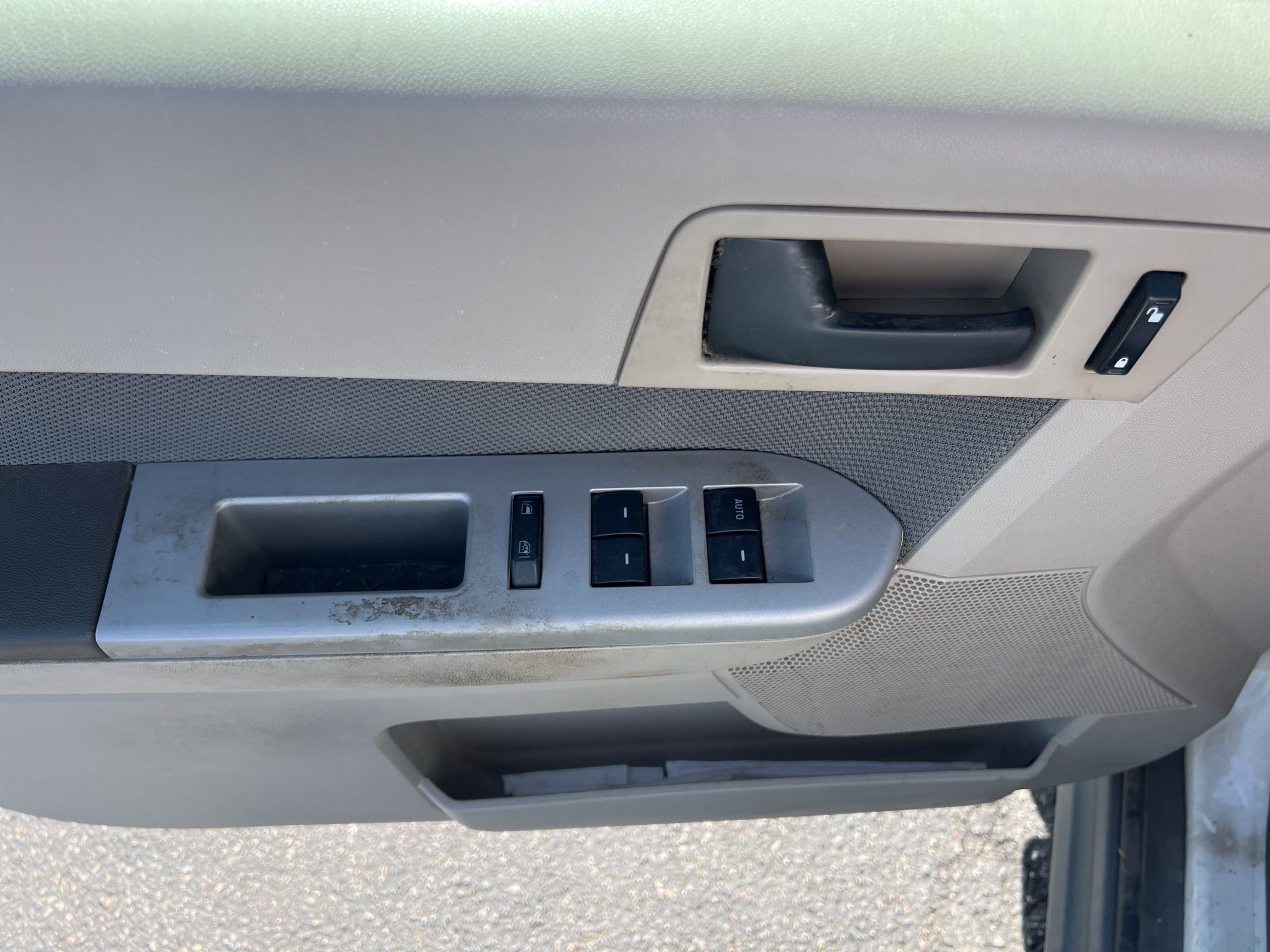 Used 2009 Ford Escape XLT image 16