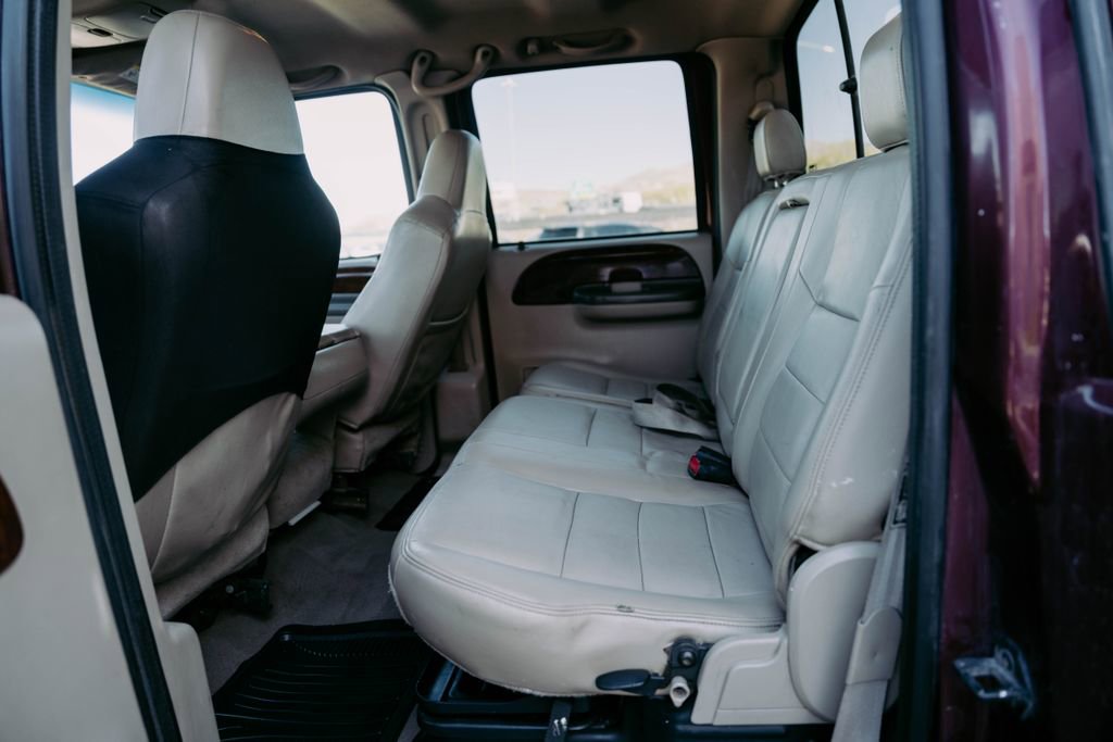 Used 2004 Ford F250 Lariat image 14